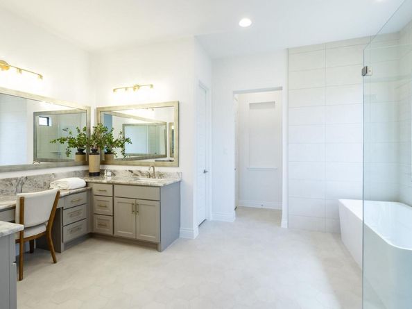 230 Jates Field BND, Liberty Hill TX 78642