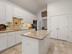 100 Brentwood DR, Georgetown TX 78628