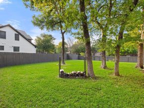 100 Brentwood DR, Georgetown TX 78628