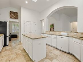 100 Brentwood DR, Georgetown TX 78628