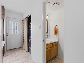 11901 Swearingen DR 24, Austin TX 78758
