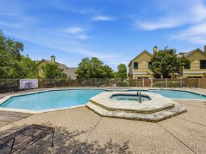 11901 Swearingen DR 24, Austin TX 78758