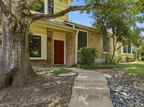 11901 Swearingen DR 24, Austin TX 78758