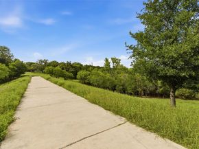 11901 Swearingen DR 24, Austin TX 78758