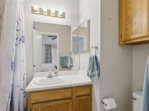 11901 Swearingen DR 24, Austin TX 78758