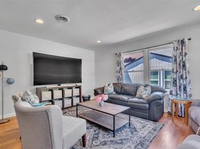 1206 E 13th ST, Georgetown TX 78626