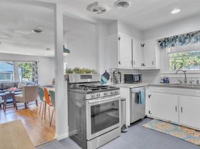 1206 E 13th ST, Georgetown TX 78626