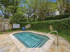 6000 Shepherd Mountain CV 304, Austin TX 78730