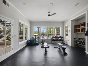 6000 Shepherd Mountain CV 304, Austin TX 78730