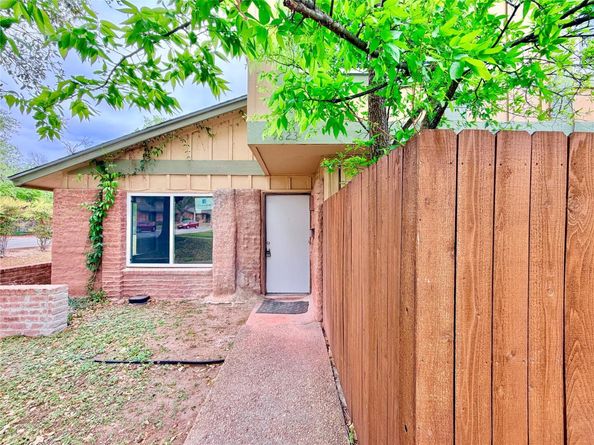 9623 Covey Ridge LN, Austin TX 78758