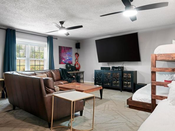 8721 Mountain Crest DR, Austin TX 78735