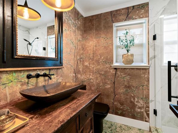 8721 Mountain Crest DR, Austin TX 78735