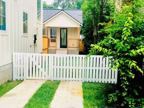 1903 B W 30th ST, Austin TX 78703