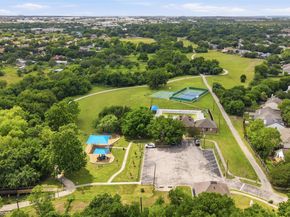 1100 York Castle DR, Pflugerville TX 78660