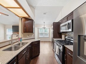 1100 York Castle DR, Pflugerville TX 78660