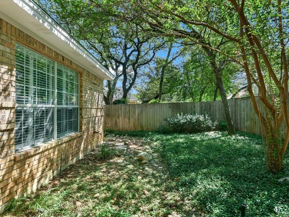 3913 Myrick DR, Austin TX 78731
