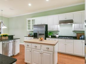 3913 Myrick DR, Austin TX 78731