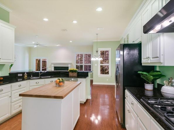 3913 Myrick DR, Austin TX 78731
