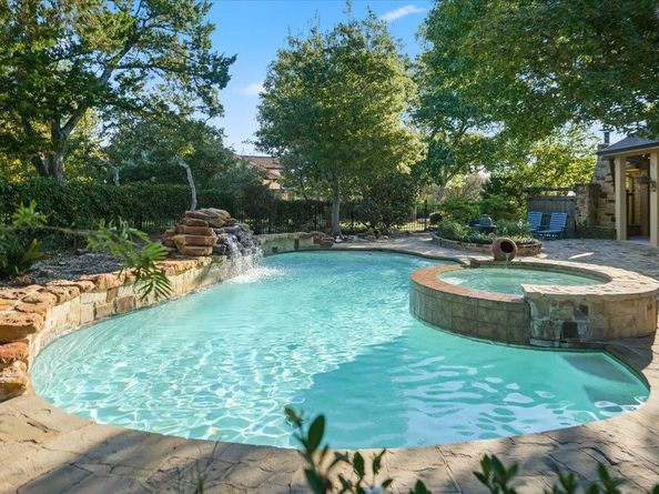 1328 Pasa Tiempo, Leander TX 78641