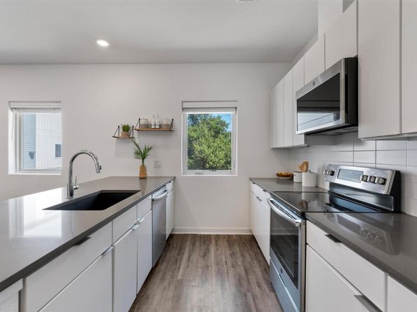 5924 S Congress Ave 53S, Austin TX 78745