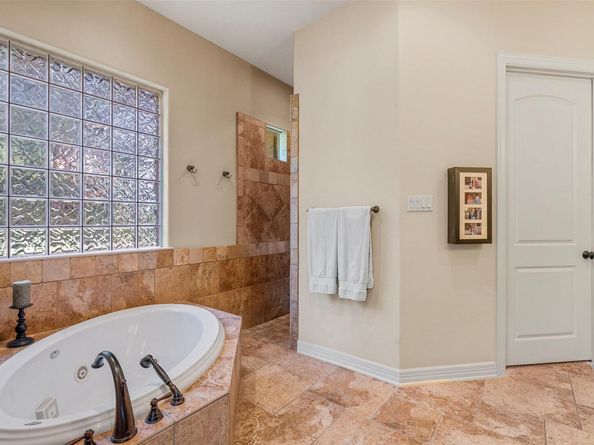 100 Portafino LN, Georgetown TX 78633