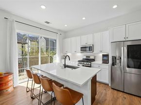 3809 Valley View RD 19, Austin TX 78704
