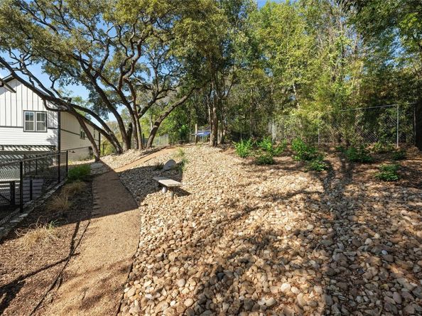 3809 Valley View RD 19, Austin TX 78704