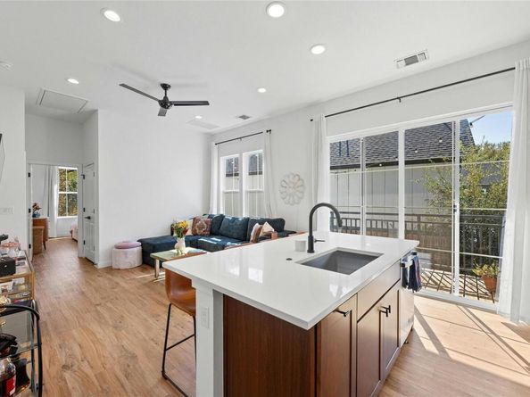 3809 Valley View RD 19, Austin TX 78704