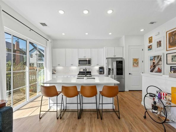 3809 Valley View RD 19, Austin TX 78704