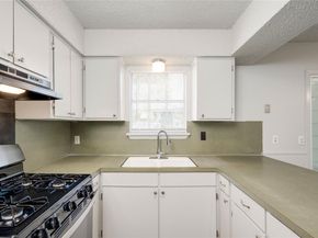 5900 Glen Meadow DR, Austin TX 78745