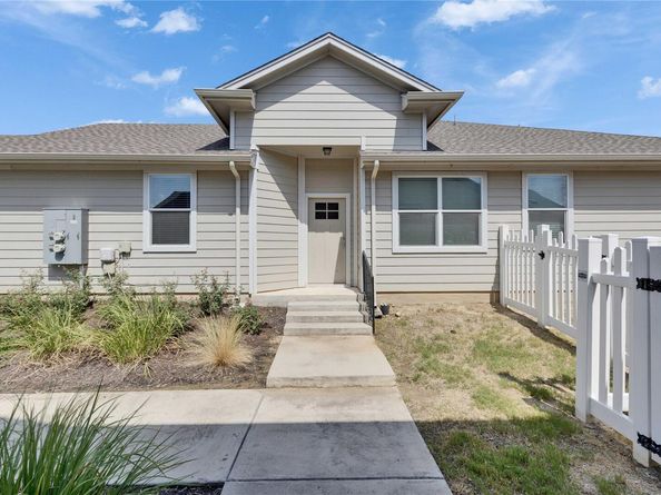 1701 Logan DR 12, Round Rock TX 78664