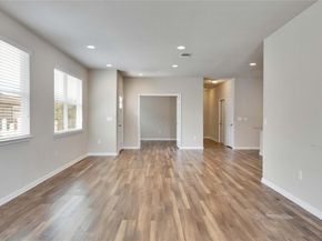 1701 Logan DR 12, Round Rock TX 78664