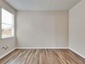 1701 Logan DR 12, Round Rock TX 78664