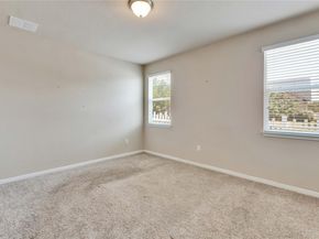 1701 Logan DR 12, Round Rock TX 78664