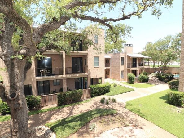 611 E 45th ST 8, Austin TX 78751