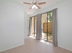 611 E 45th ST 8, Austin TX 78751