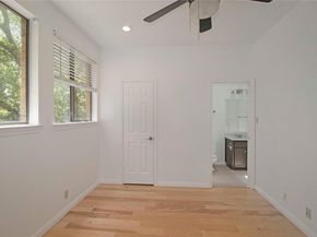 611 E 45th ST 8, Austin TX 78751