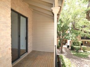 611 E 45th ST 8, Austin TX 78751