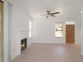 611 E 45th ST 8, Austin TX 78751