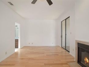 611 E 45th ST 8, Austin TX 78751