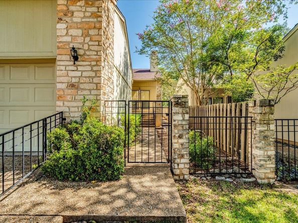 4106 Bayberry Dr, Austin TX 78759