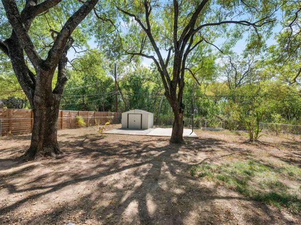 1005 Arthur Stiles RD, Austin TX 78721