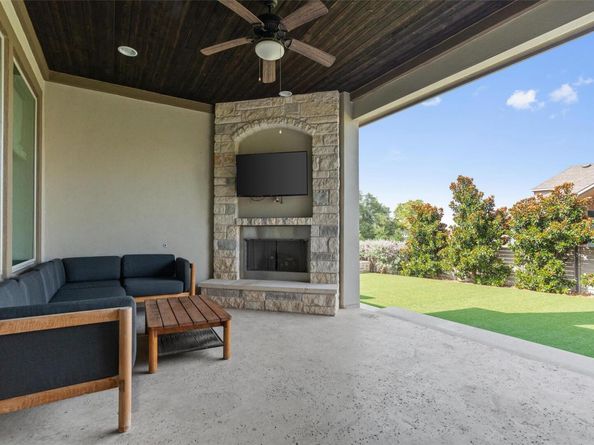 201 Barefoot Park LN, Georgetown TX 78628