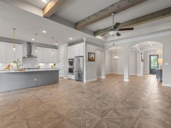 201 Barefoot Park LN, Georgetown TX 78628