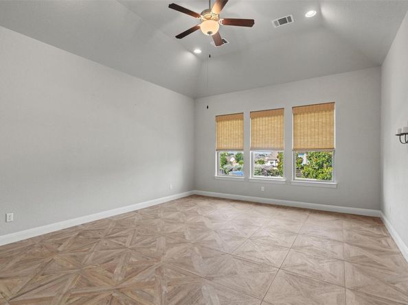 201 Barefoot Park LN, Georgetown TX 78628