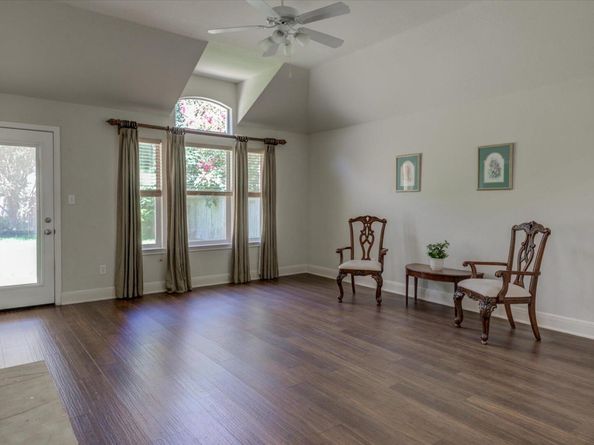 2023 Kimbrook DR, Round Rock TX 78681