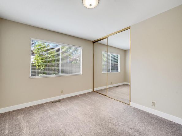 204 Holiday Hills Drive, Martinez CA 94553