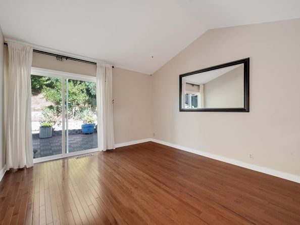 204 Holiday Hills Drive, Martinez CA 94553