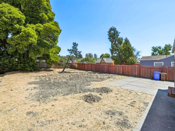 826 Amador Street, Richmond CA 94805