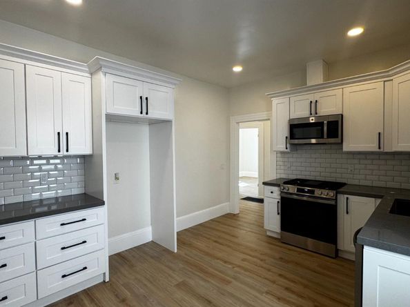 43 11th Street, Richmond CA 94801